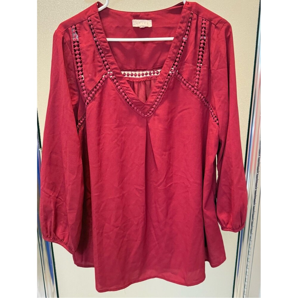 Adiva NWOT Beautiful blouse XL
